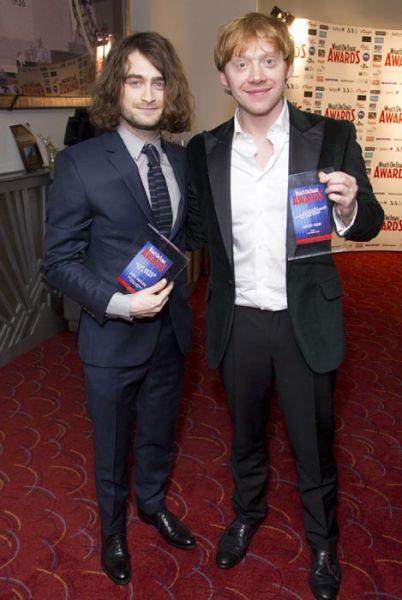 哈利與羅恩重聚 小哈利慘變長發(fā)大叔似斯內(nèi)普