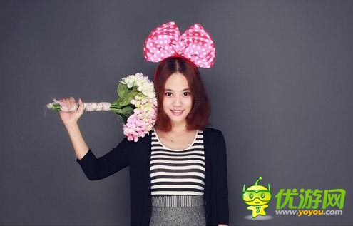 女漢子創(chuàng)業(yè)：90后美女開自拍照相館月收入3萬元