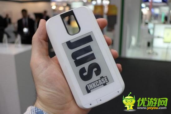 雙屏幕：神器手機殼為你手機多加一個屏幕