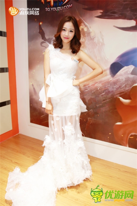 圖5 雪糕校花助力《神權(quán)》