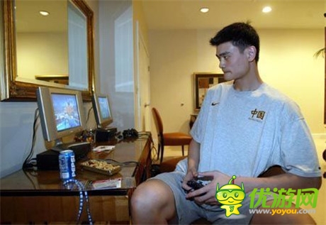 巨星也入迷！盤點用游戲減壓的NBA巨星