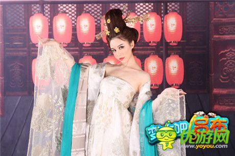 神機妙算《變大吧!呂布》全新卡牌模式