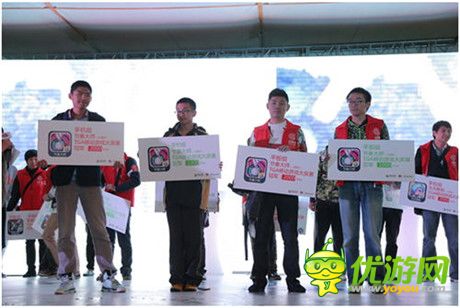 從消遣到競(jìng)技 移動(dòng)游戲以“快樂(lè)”打造新型全民休閑文化