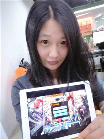 Angel honey大秀美顏《守護(hù)之光》全是美女你還不玩?