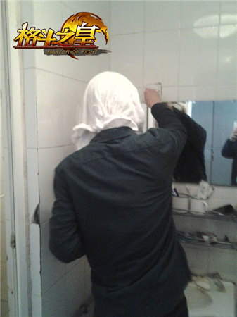 亮瞎雙眼!《格斗之皇》土豪穿衣炫富無下限!