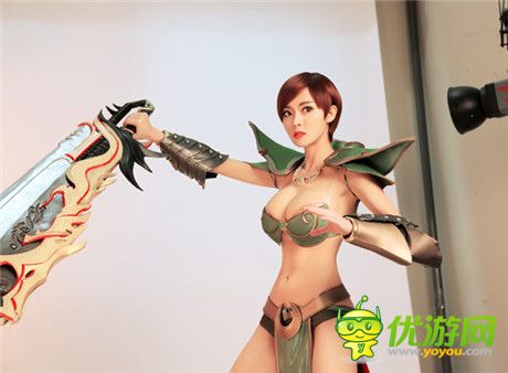 推倒女戰(zhàn)士：《屠龍屠龍》cosplay海報花絮泄露